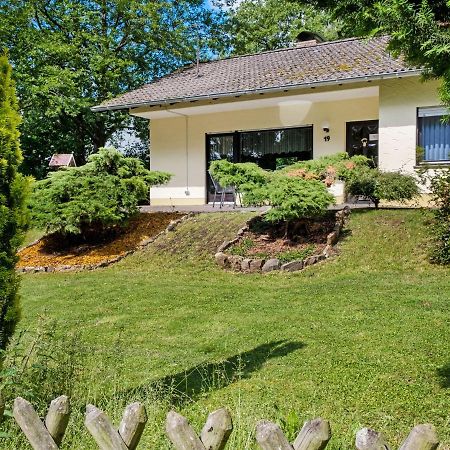 Idyllic Bungalow In Feusdorf With Forest View Zewnętrze zdjęcie