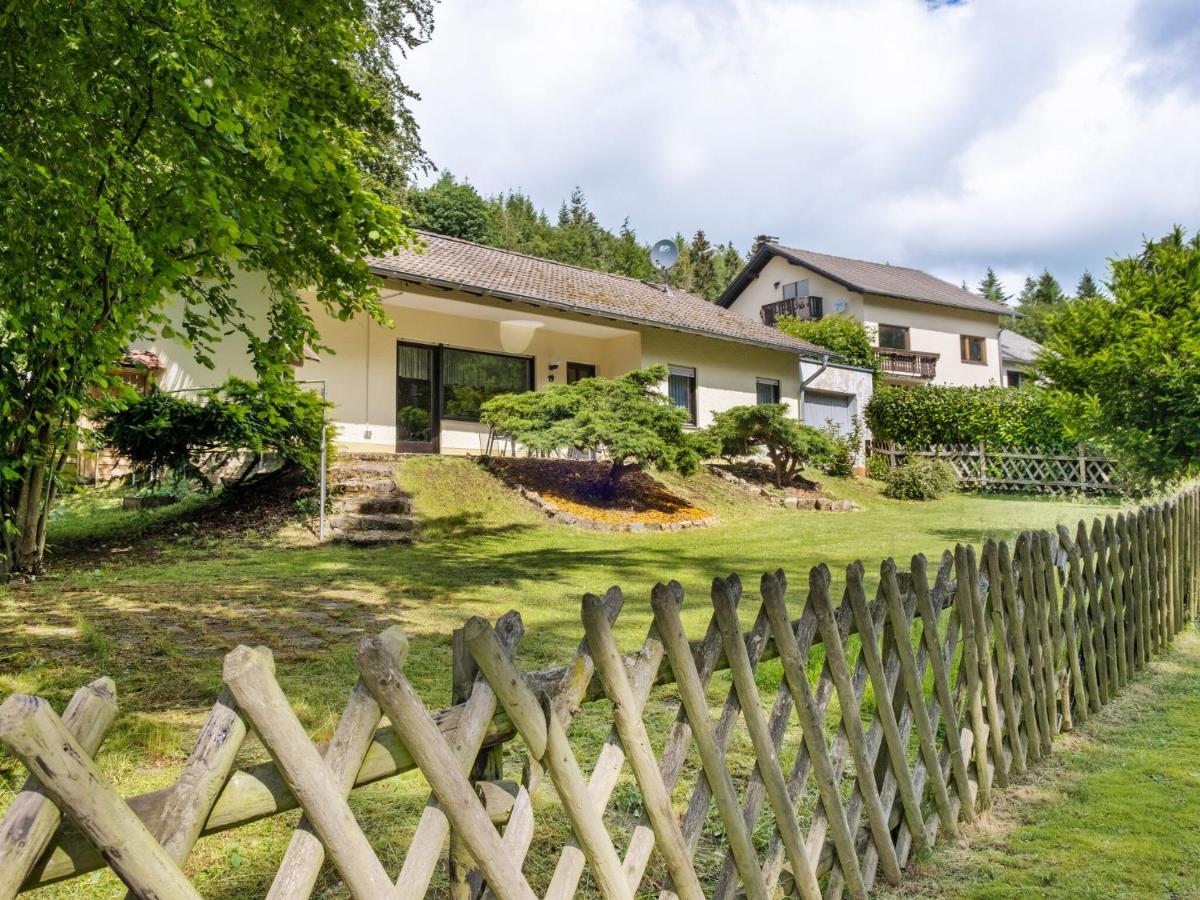 Idyllic Bungalow In Feusdorf With Forest View Pokój zdjęcie