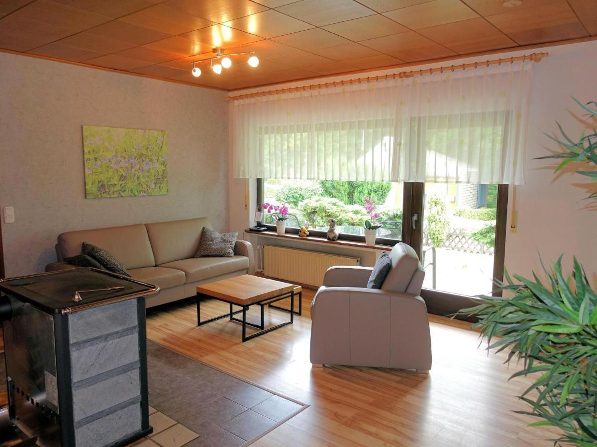Idyllic Bungalow In Feusdorf With Forest View Zewnętrze zdjęcie