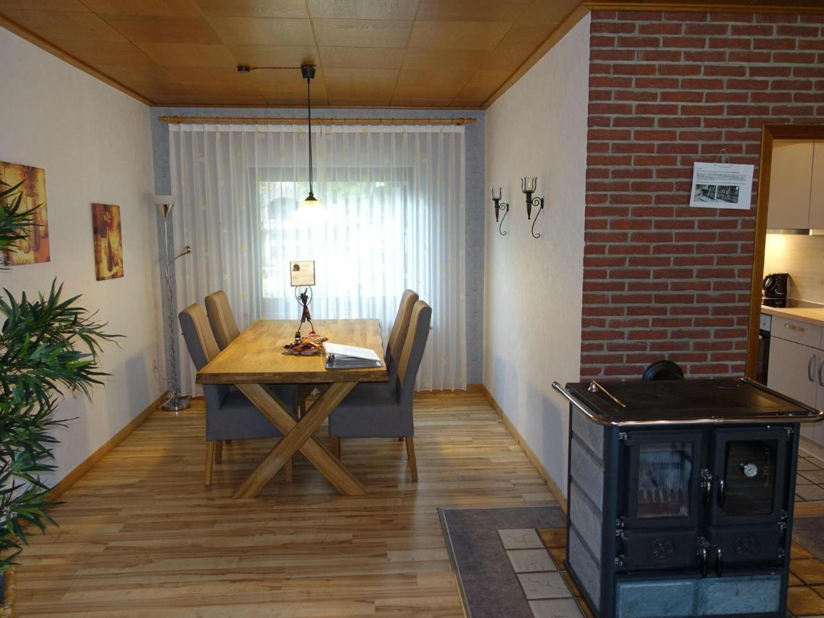 Idyllic Bungalow In Feusdorf With Forest View Zewnętrze zdjęcie